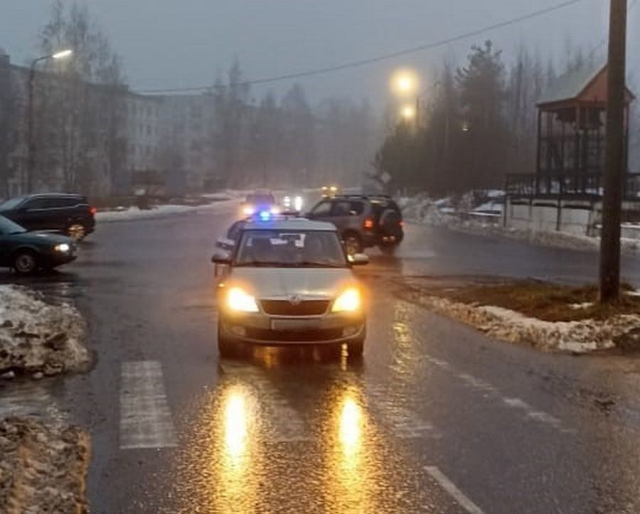 В Сегеже женщина-водитель сбила девятилетнего ребенка и уехала