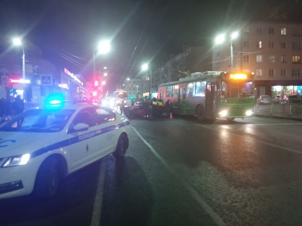 Два человека получили травмы в аварии в центре Петрозаводска