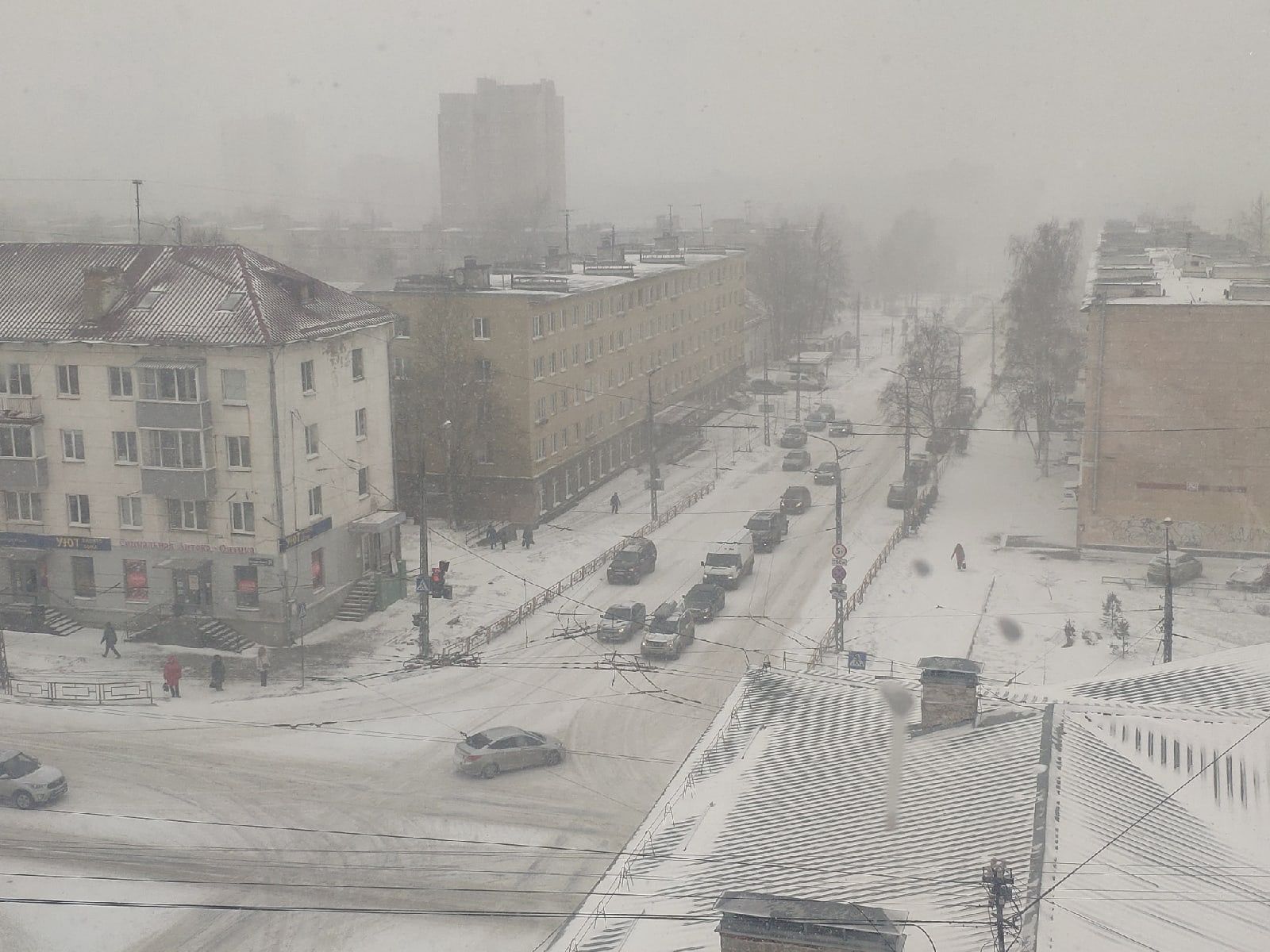 Порывы ветра до 24 м/с. Прогноз погоды на 21 ноября