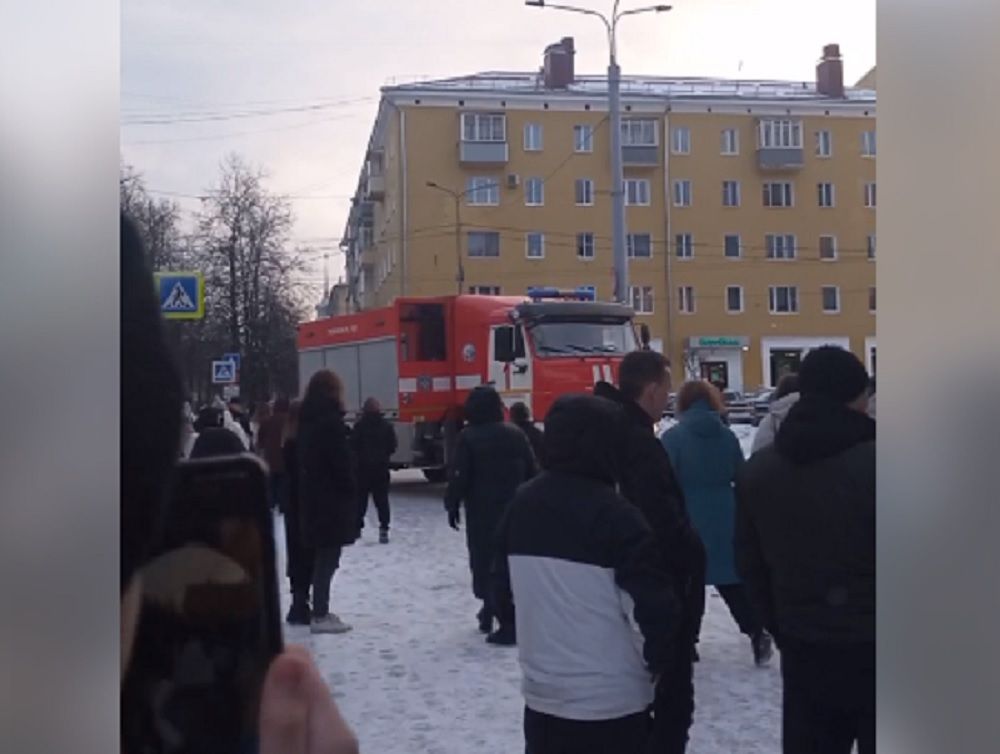 В ТЦ «Макси» в Петрозаводске прошла эвакуация