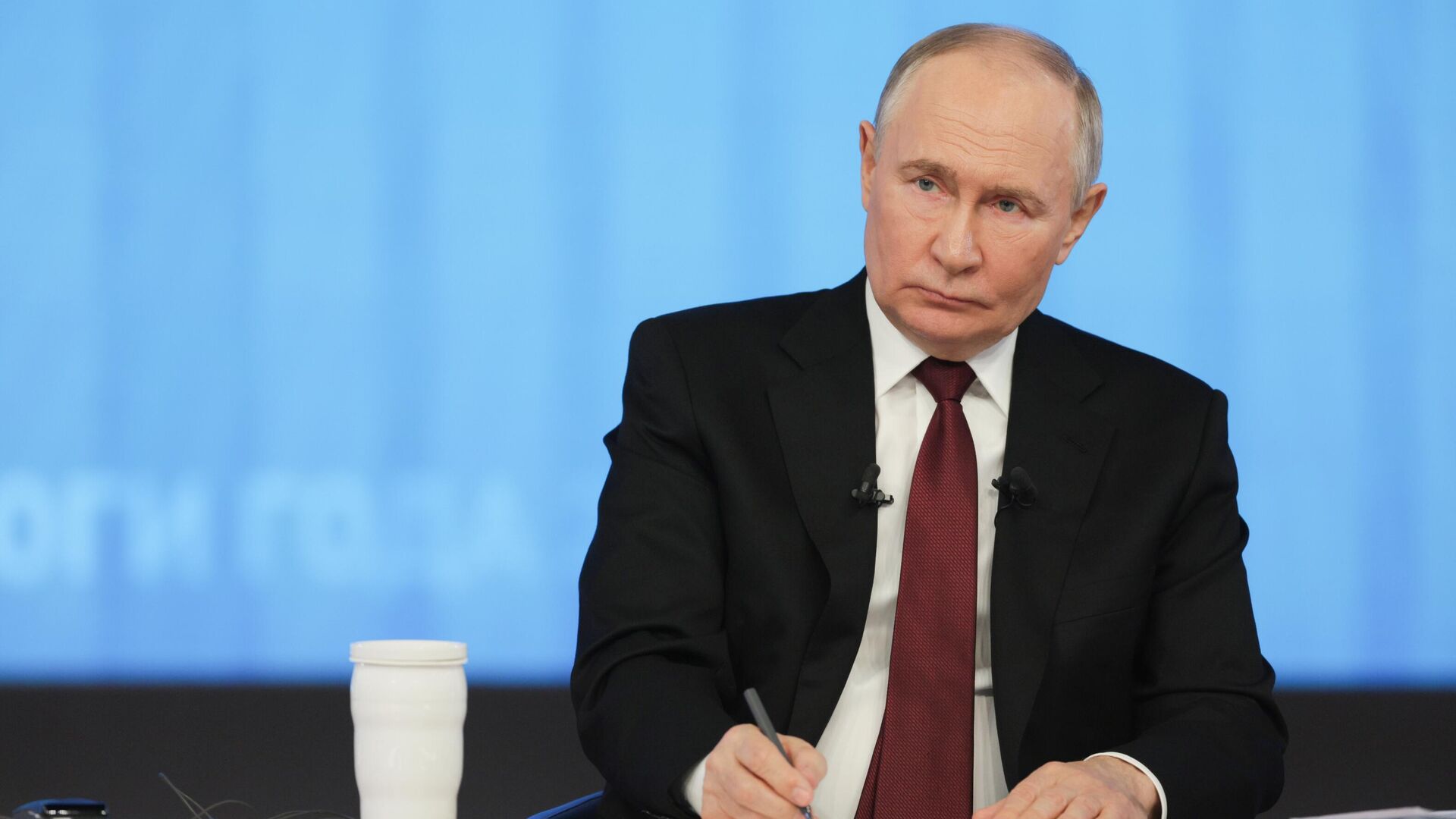 Владимир Путин объявил тему 2025 года в России