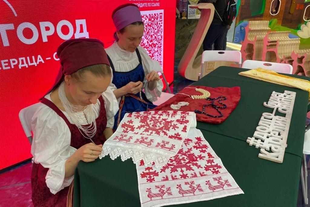 Президент обозначил главные задачи для Национального центра «Россия»