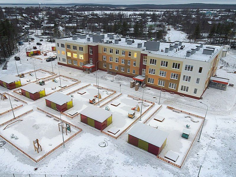 В Калевале завершается строительство трехэтажного детского сада