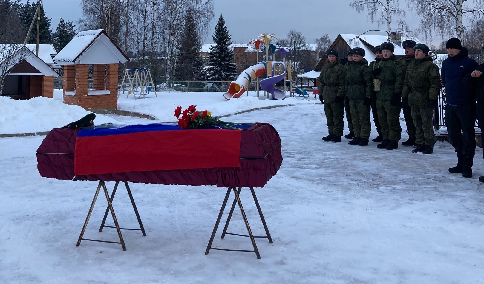 В Суоярви простились с погибшим в Курской области Сергеем Назировым