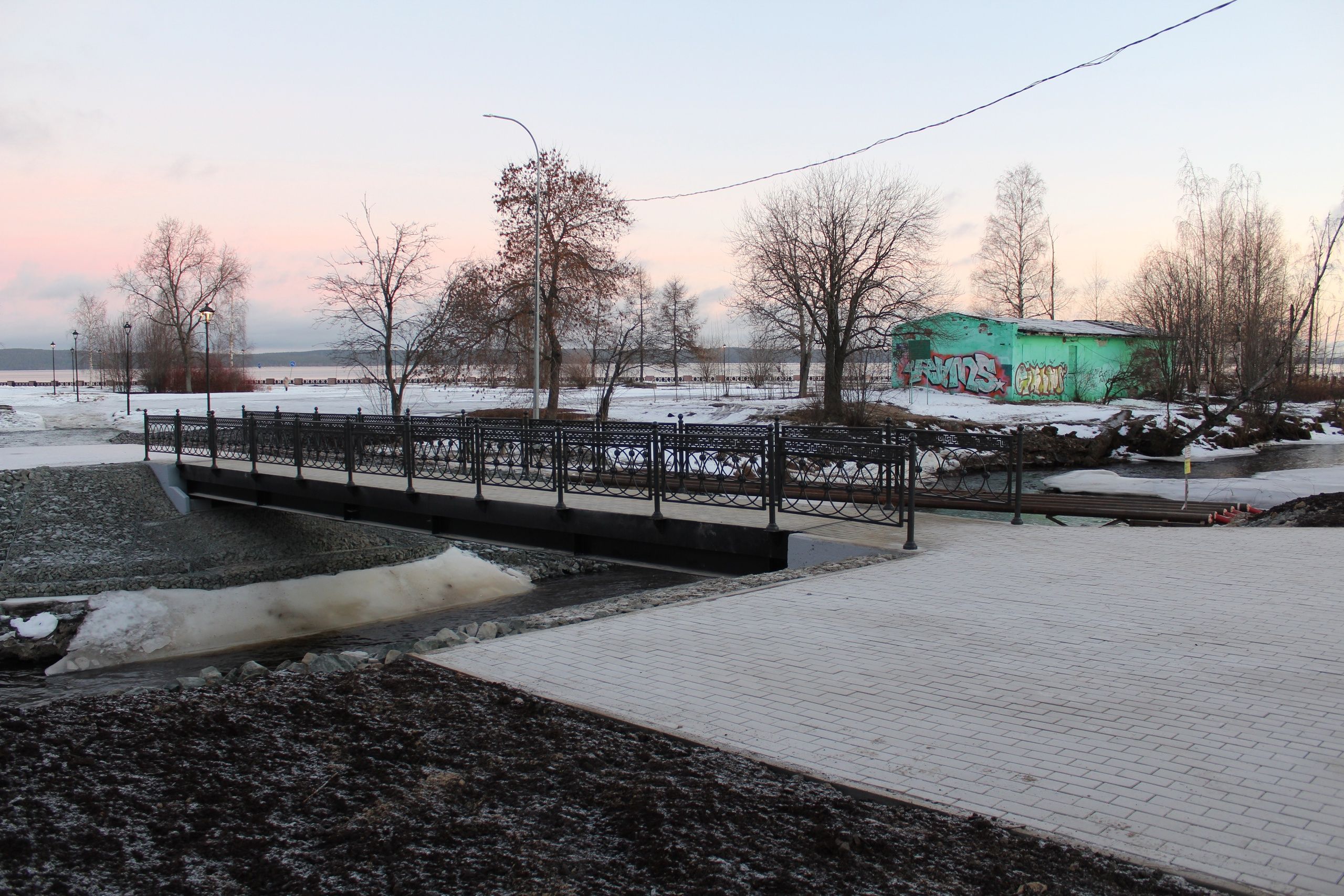В Петрозаводске открыли новый мост через Лососинку