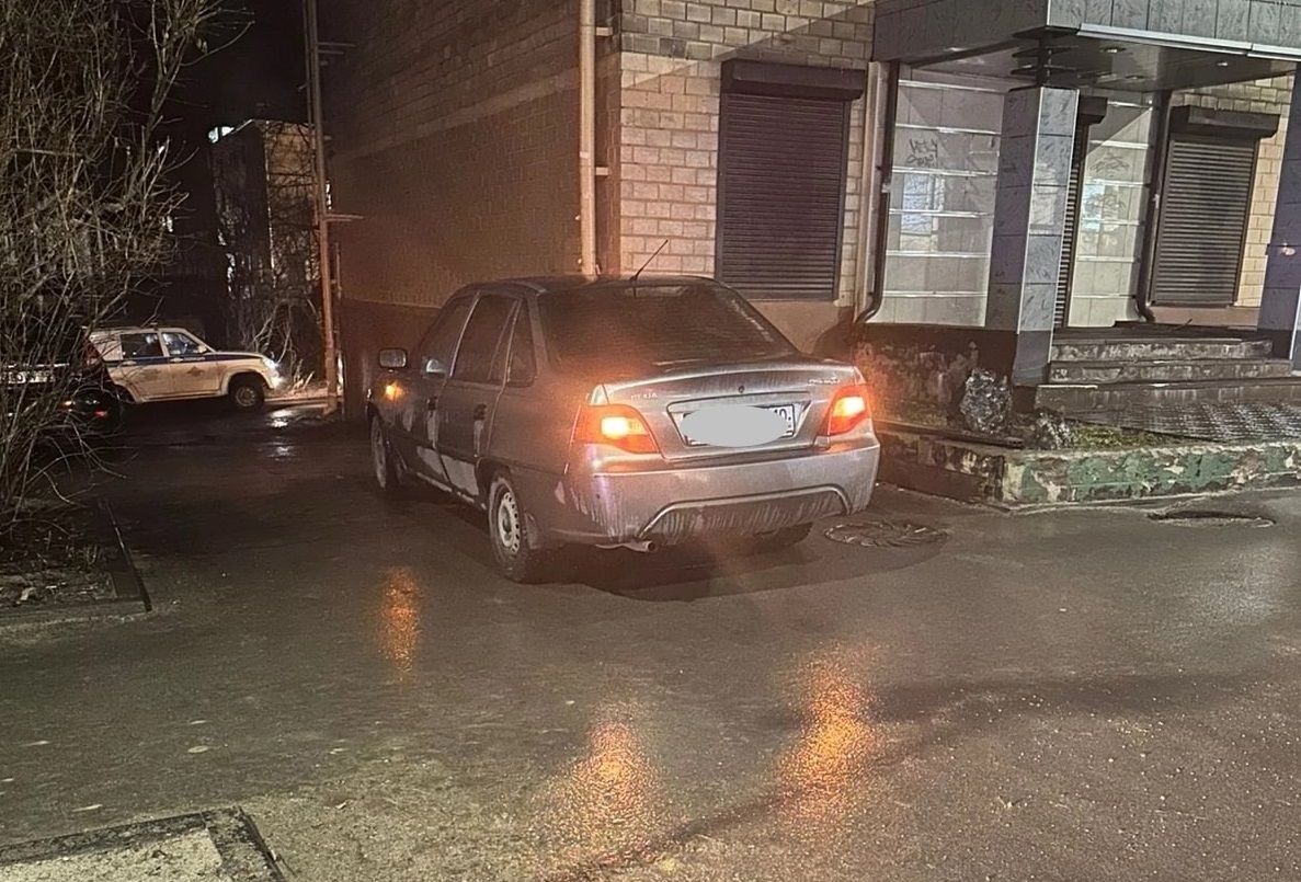 В Петрозаводске водитель легкового автомобиля сбил двух 72-летних пешеходов