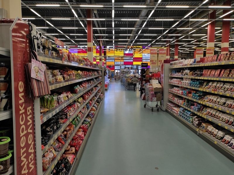 В магазинах Петрозаводска тестируют систему видеонабюдения, которая распознает вора до совершения им кражи