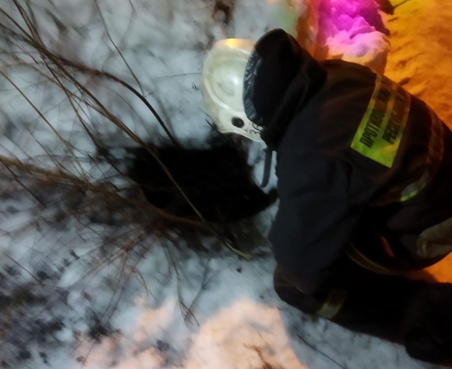 Мама упавшего в колодец мальчика поблагодарила медиков и спасателей