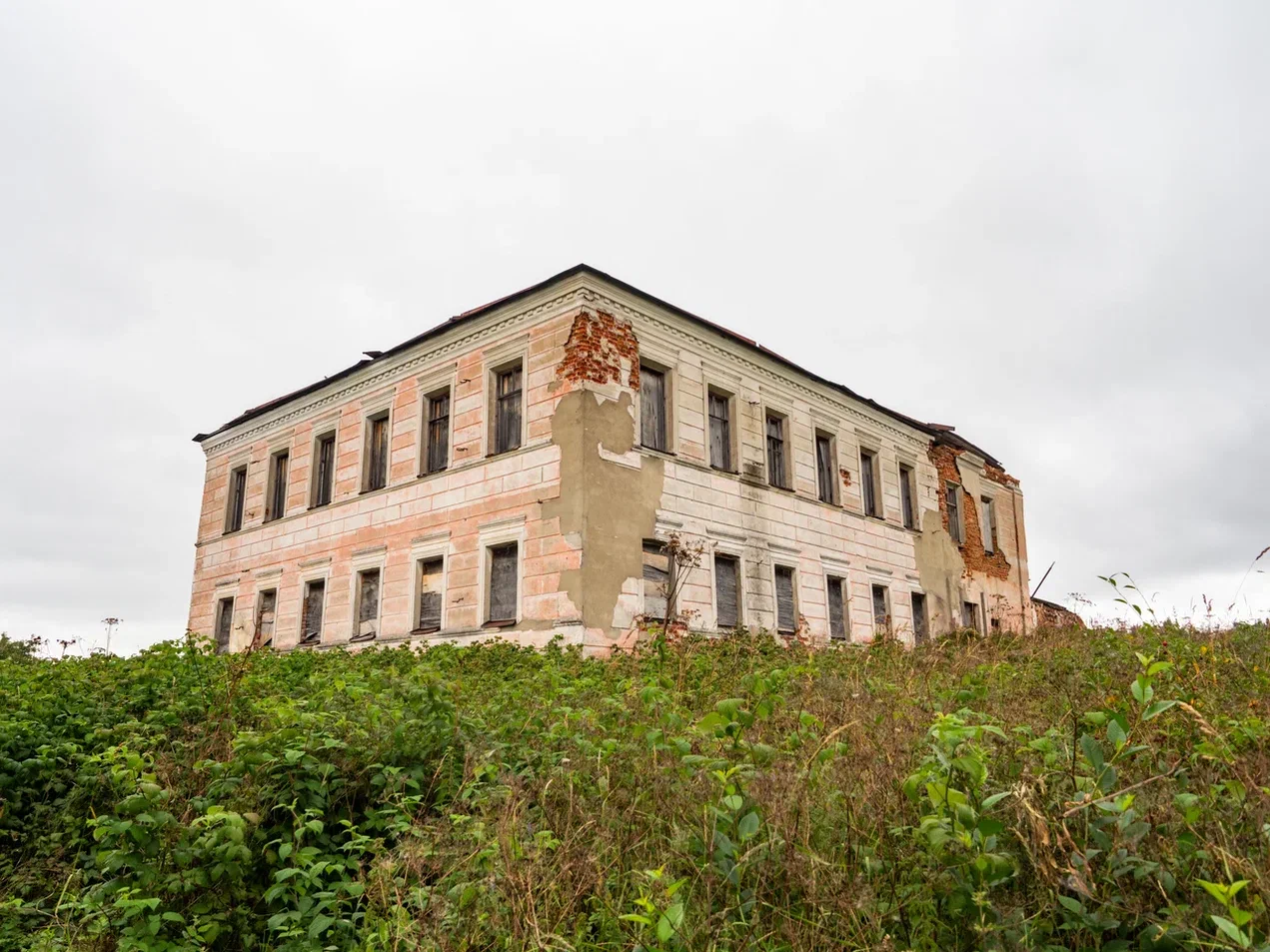 В Заонежье в Карелии за три миллиона продают объект культурного наследия