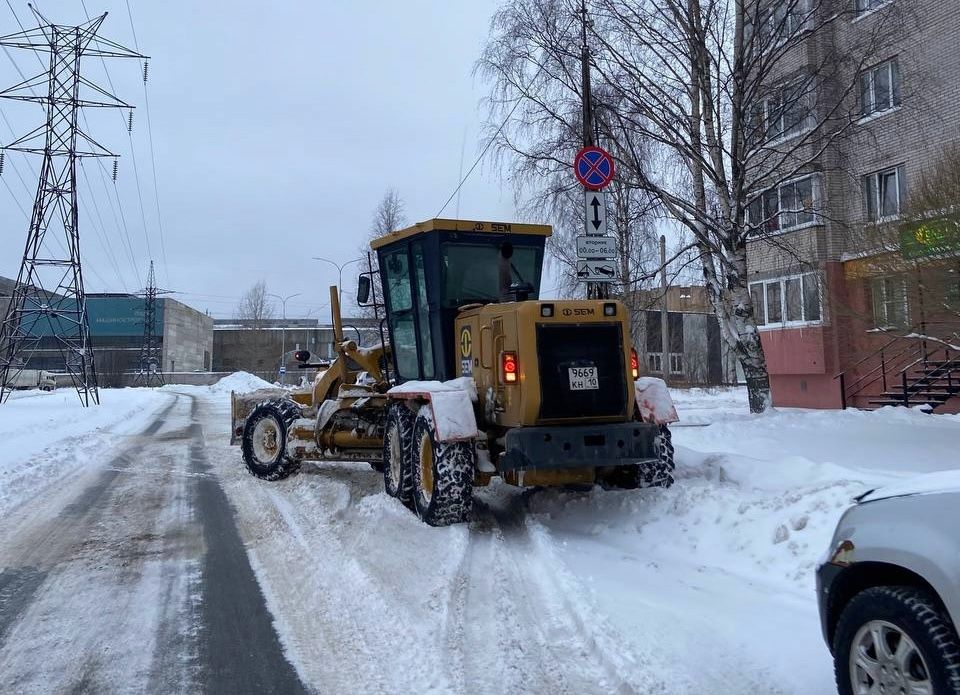На девяти улицах в Петрозаводске запретили оставлять ночью машины