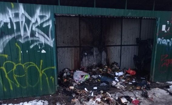 В Петрозаводске вновь сгорели мусорные контейнеры