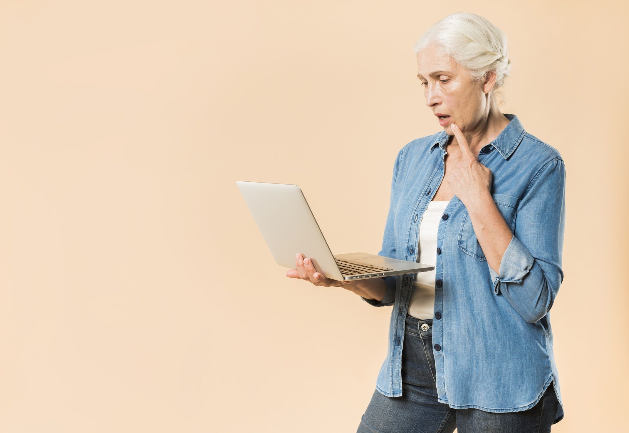 Пенсионерку в Карелии обманули мошенники под предлогом записи к врачу