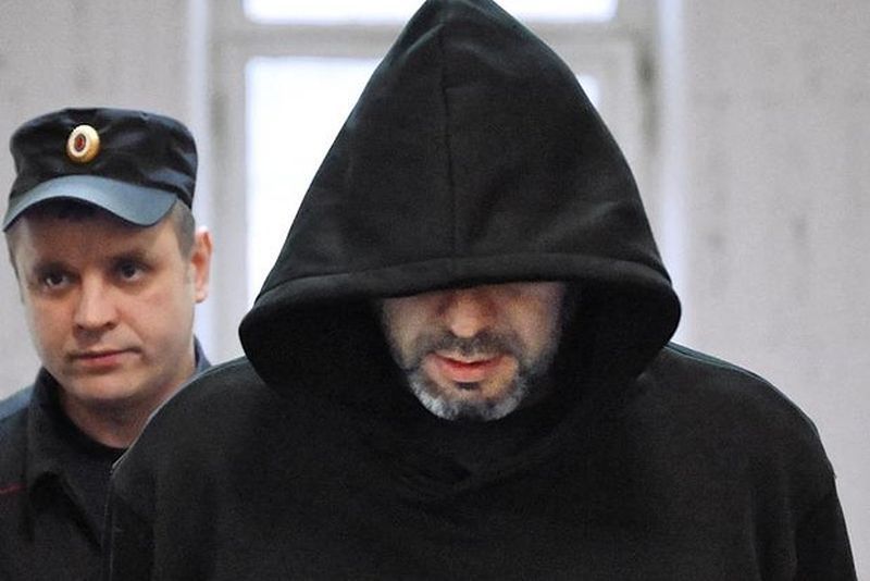 Начался суд над следователем, который присваивал вещдоки, в том числе на месте крушения самолета «Москва-Петрозаводск»