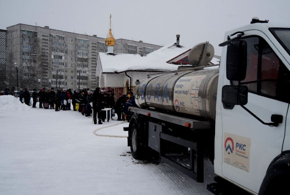 Опубликован график подвоза воды на Крещение в Петрозаводске
