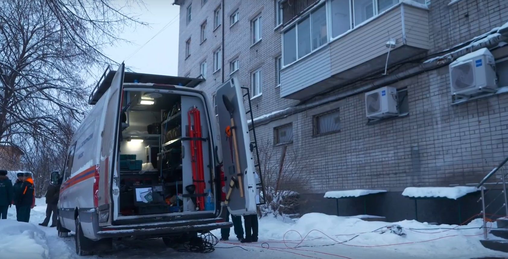 В Петрозаводске началось обследование поврежденного взрывом газа дома