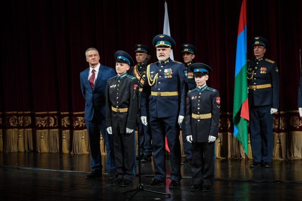 Артур Парфенчиков поздравил ветеранов и военнослужащих Карелии с предстоящим Днём защитника Отечества