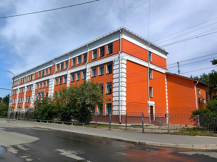 Муралы появятся на нескольких школах и домах Петрозаводска и Карелии