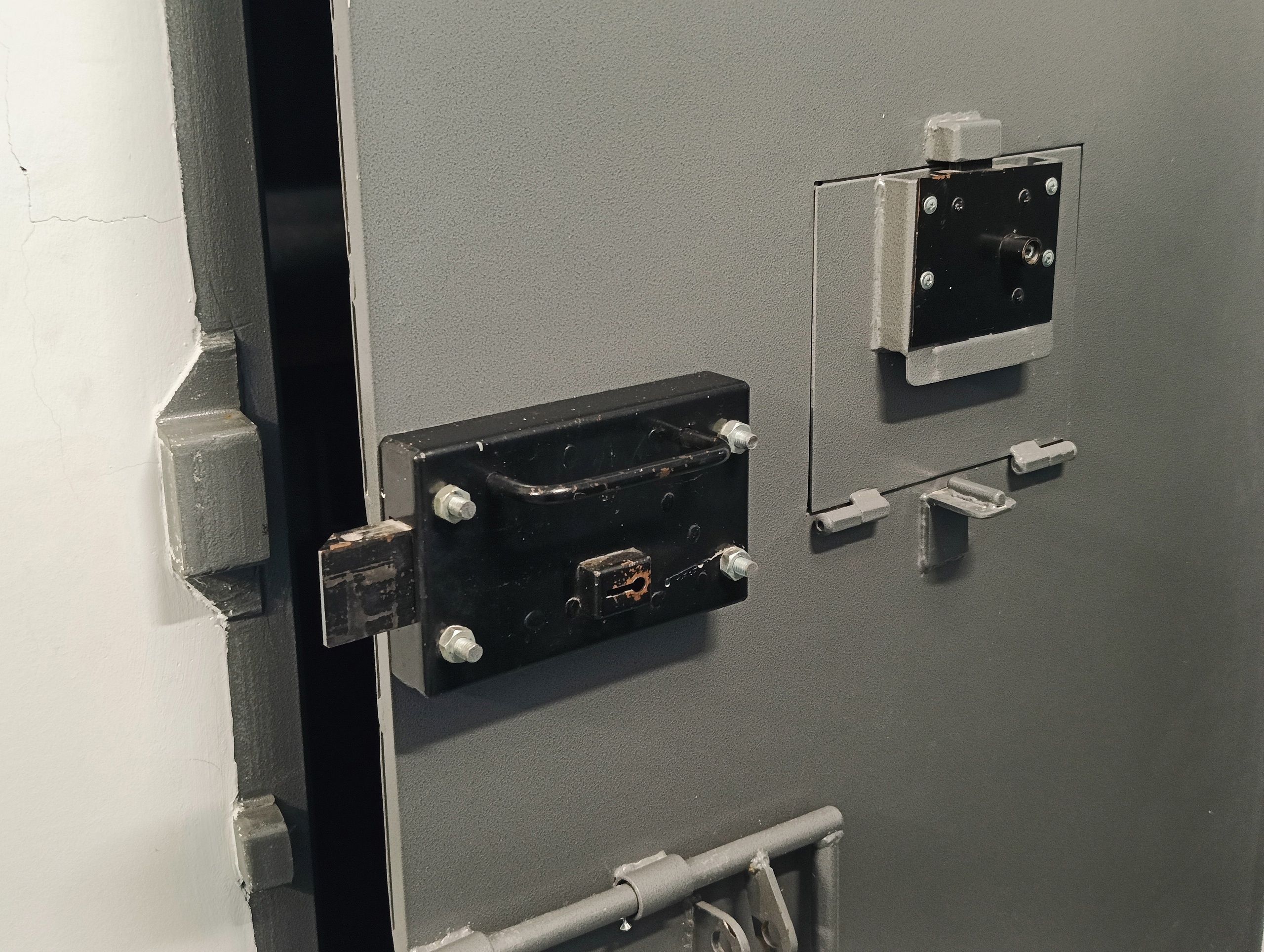 В Петрозаводске будут судить курьера, похитившего деньги у пенсионера