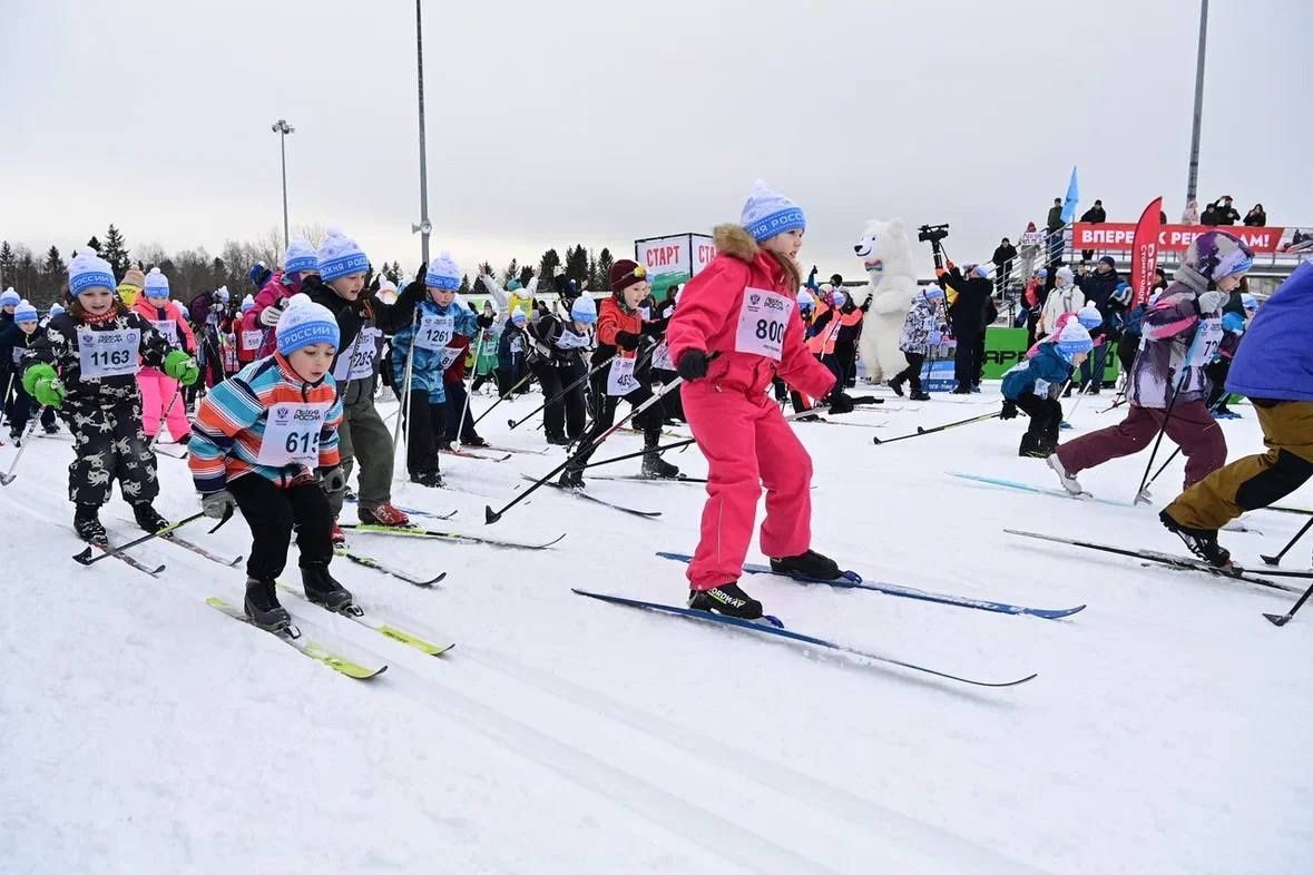 В Карелии состоялась традиционная и сказочная «Лыжня России»