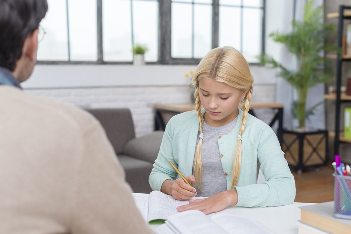 Рособрнадзор: 98,7% девятиклассников успешно прошли собеседование по русскому язык