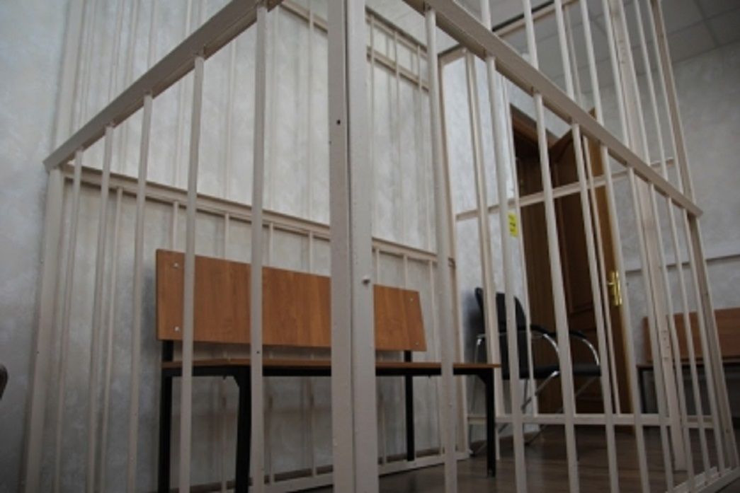 Сын сломал матери ногу ради пяти тысяч рублей