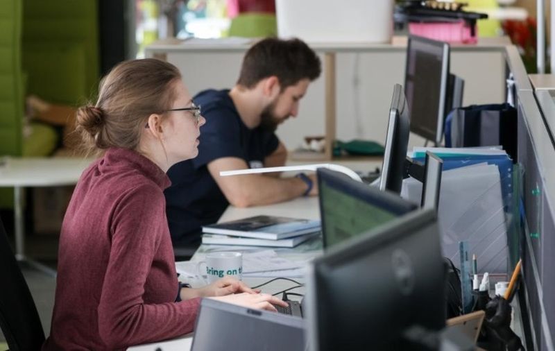 Законопроект о сокращенной рабочей неделе внесен в Госдуму