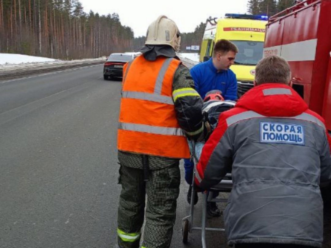 Два человека пострадали в аварии на трассе «Кола» в Карелии