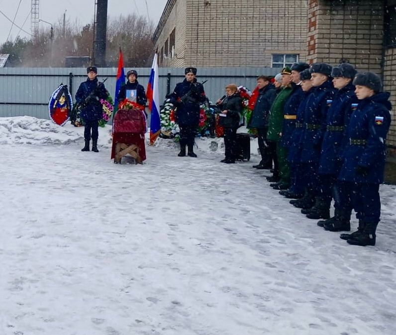 «Светлая память о нем сохранится в сердцах»: в Беломорске простились с погибшим на СВО Игорем Кузнецовым