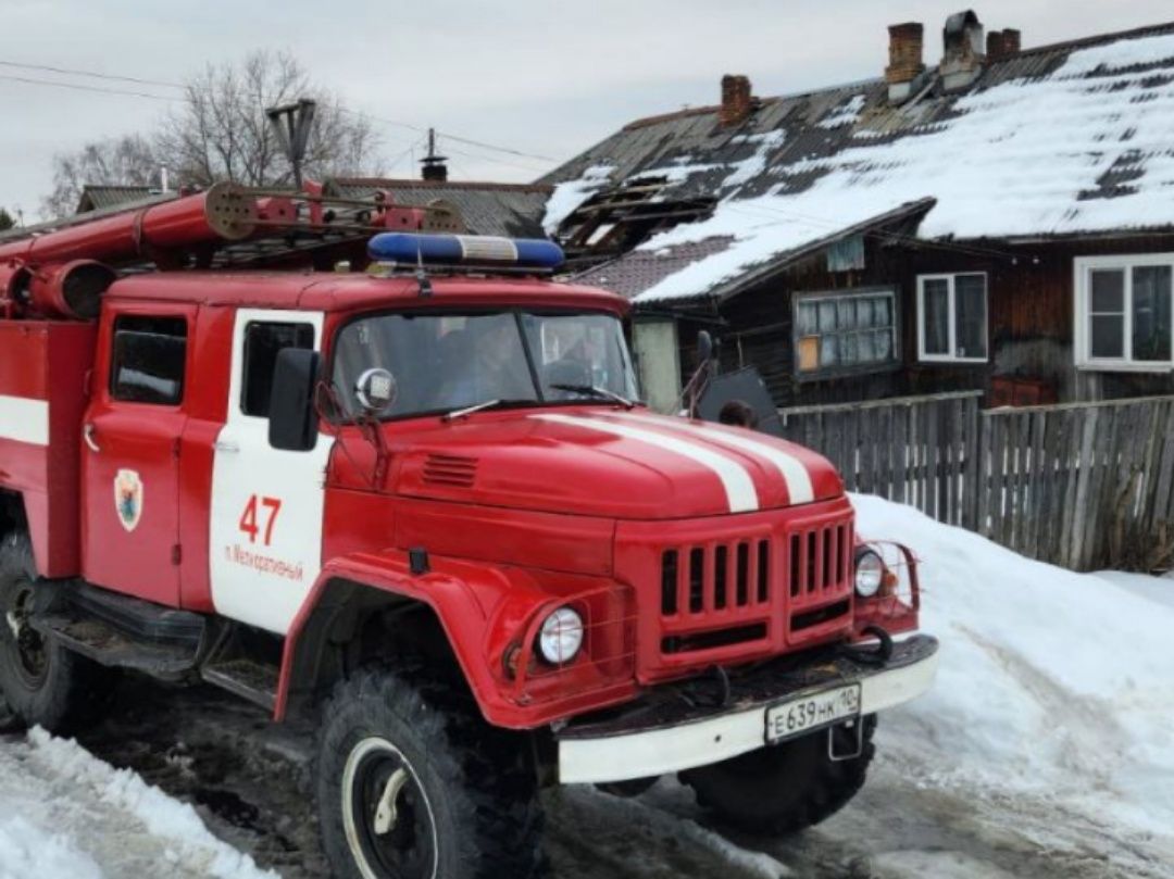 Пожар произошел в многоквартирном доме в Карелии