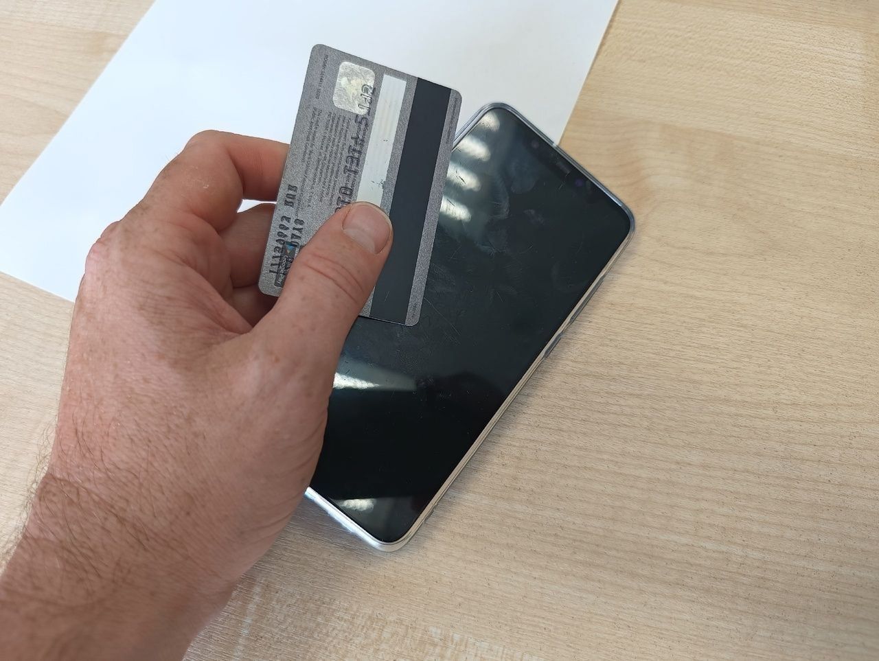 Житель Пудожа потерял более 1,7 млн рублей из-за мошенников