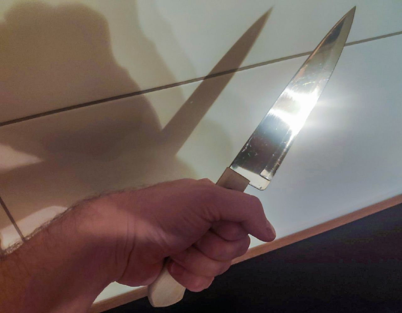 В общежитии Автотранспортного техникума студент напал на другого с ножом