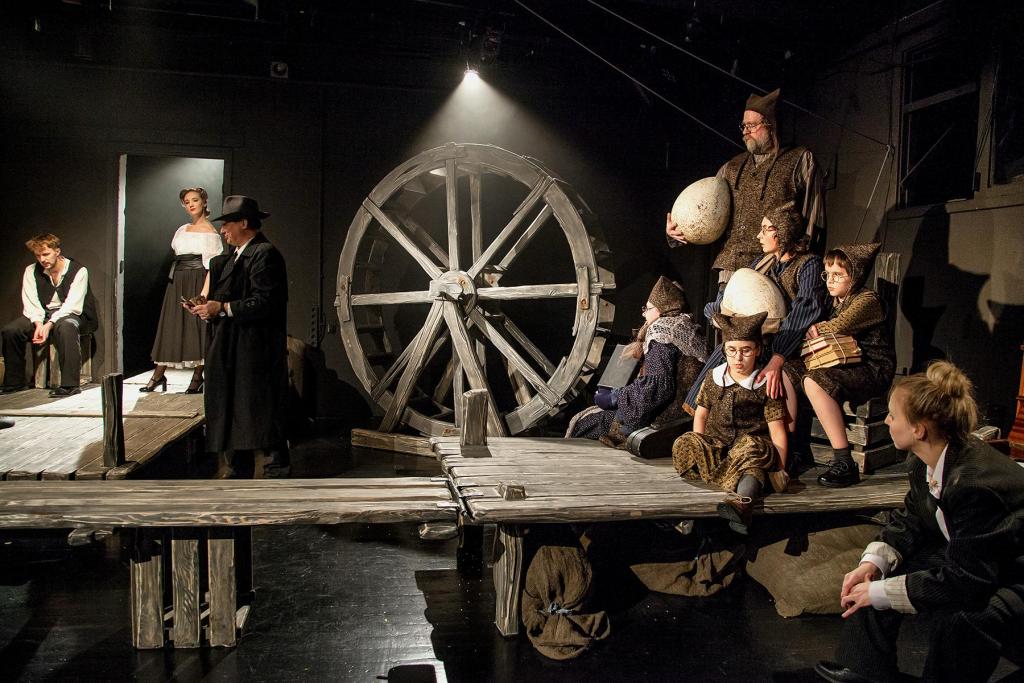 Карельские театры едут на международный фестиваль в Великий Новгород