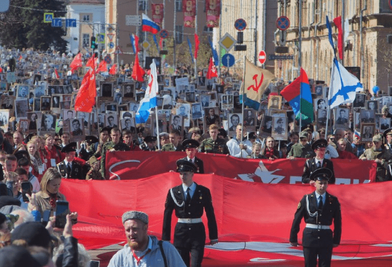 Оформить таблички с портретами своих героев можно в типографиях Петрозаводска