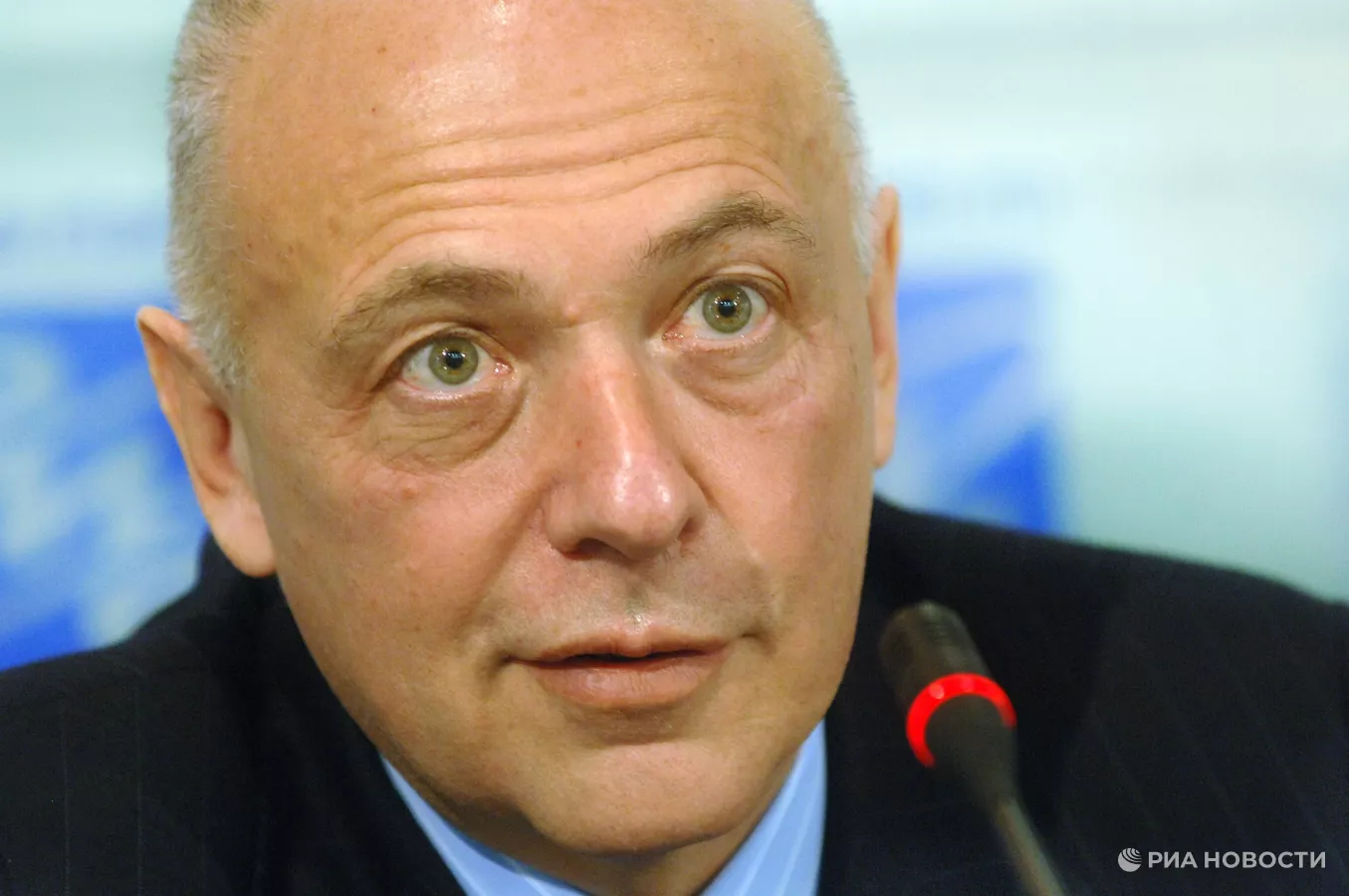 Экс-главу МИД России Андрея Козырева* внесли в реестр иноагентов