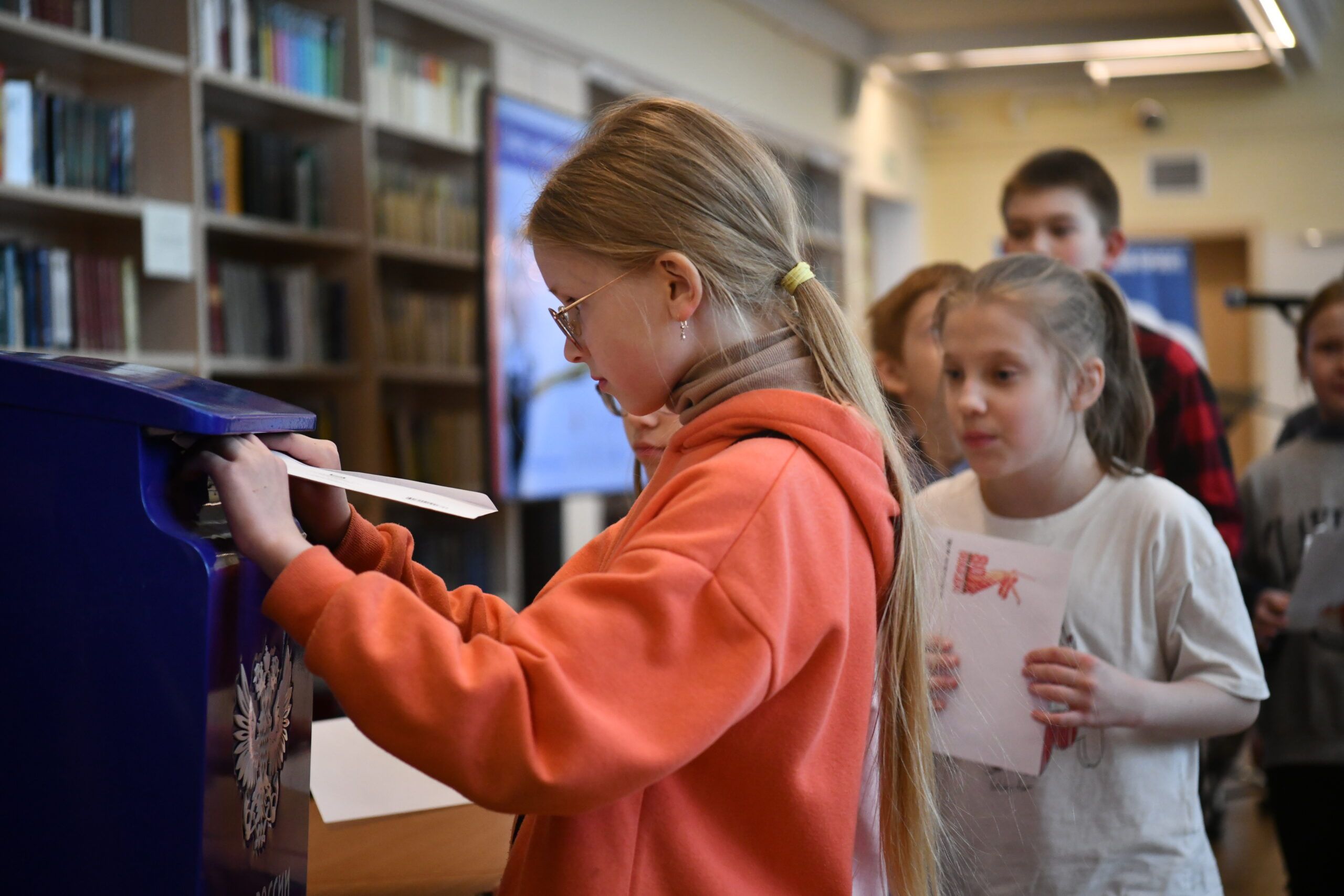 Школьники из Петрозаводска приняли участие в акции «Письмо Герою»