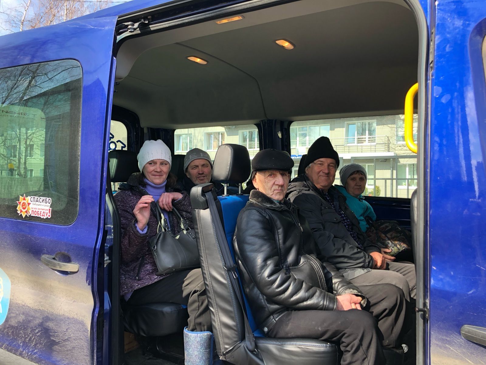 С начала года услугами мобильных бригад воспользовались 410 пожилых людей