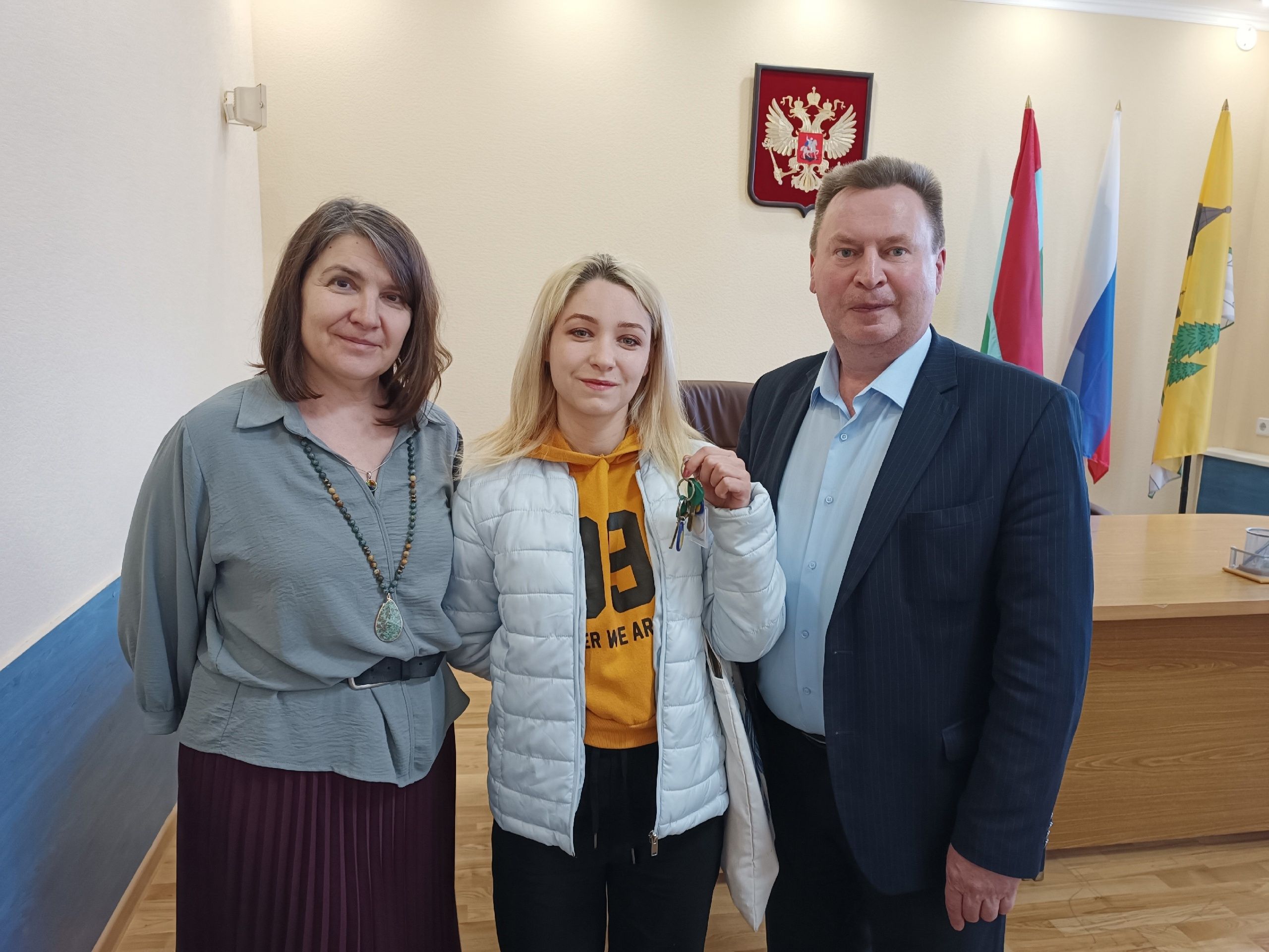 Сирота из Кондопожского района получила новую квартиру