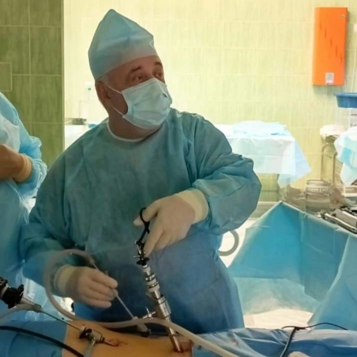 Заслуженный врач России и Карелии, детский хирург Илья Гольденберг отметил юбилей