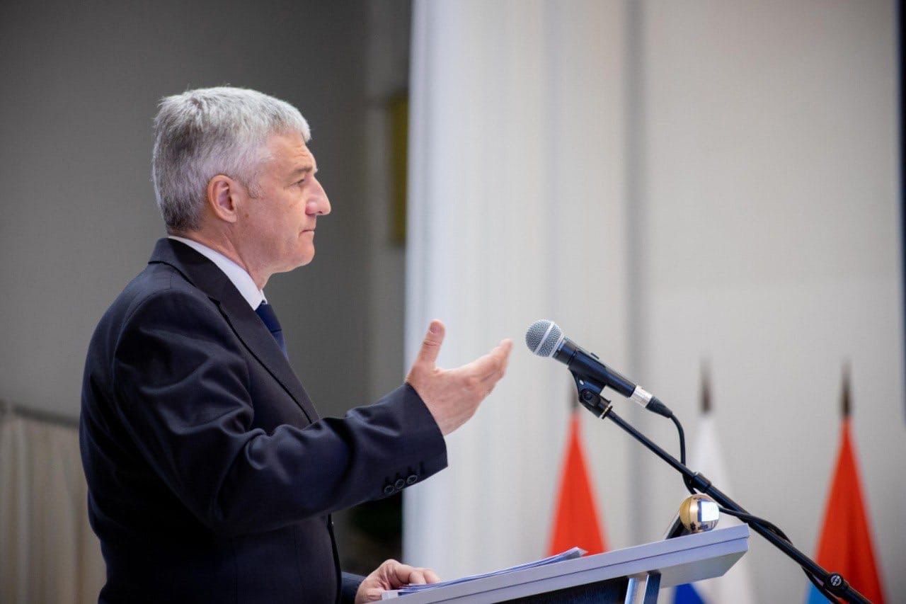 Глава Карелии ответил на вопросы депутатов о ключевых проблемах региона