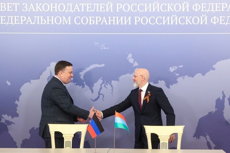 Элиссан Шандалович и Константин Кузьмин скрепили партнерство двух регионов