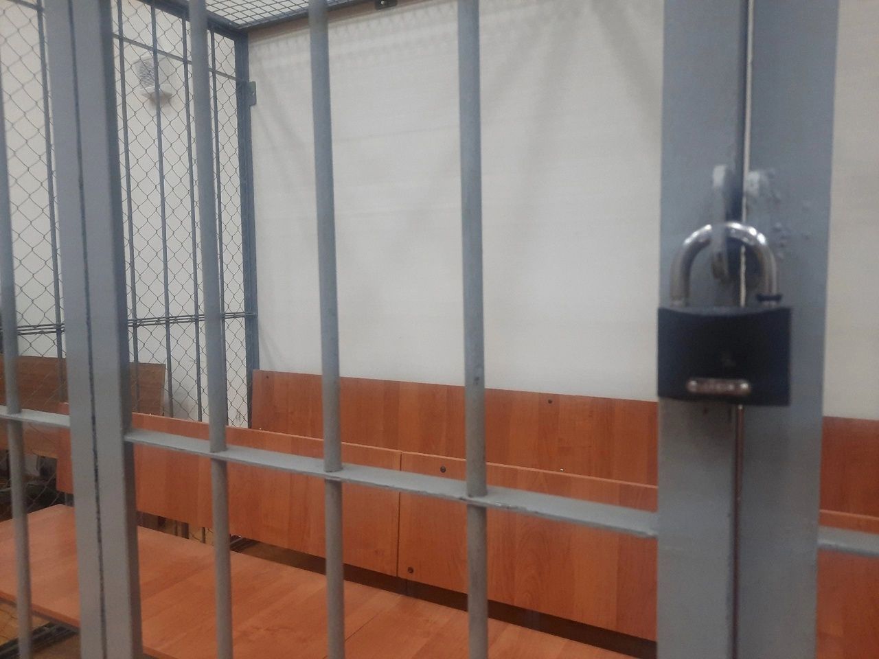 За попытку убить жену мужчина отправится в колонию на 7 лет