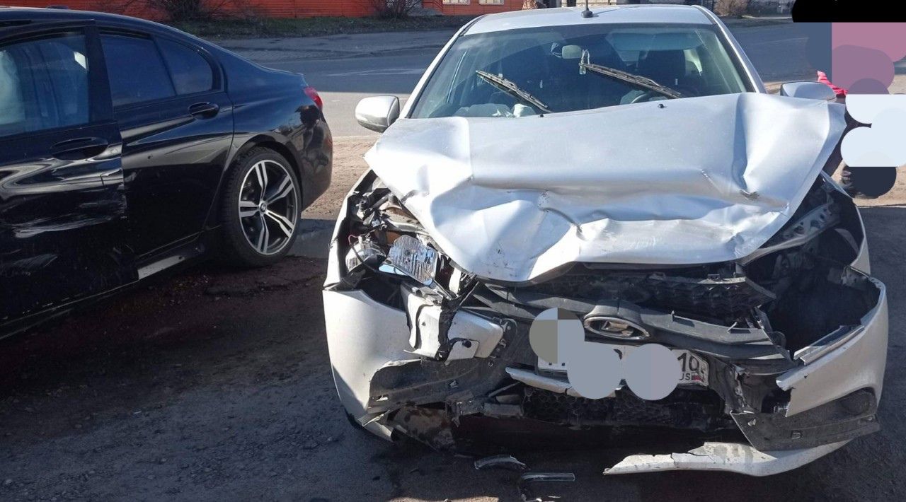 В двух ДТП за сутки пострадали три человека