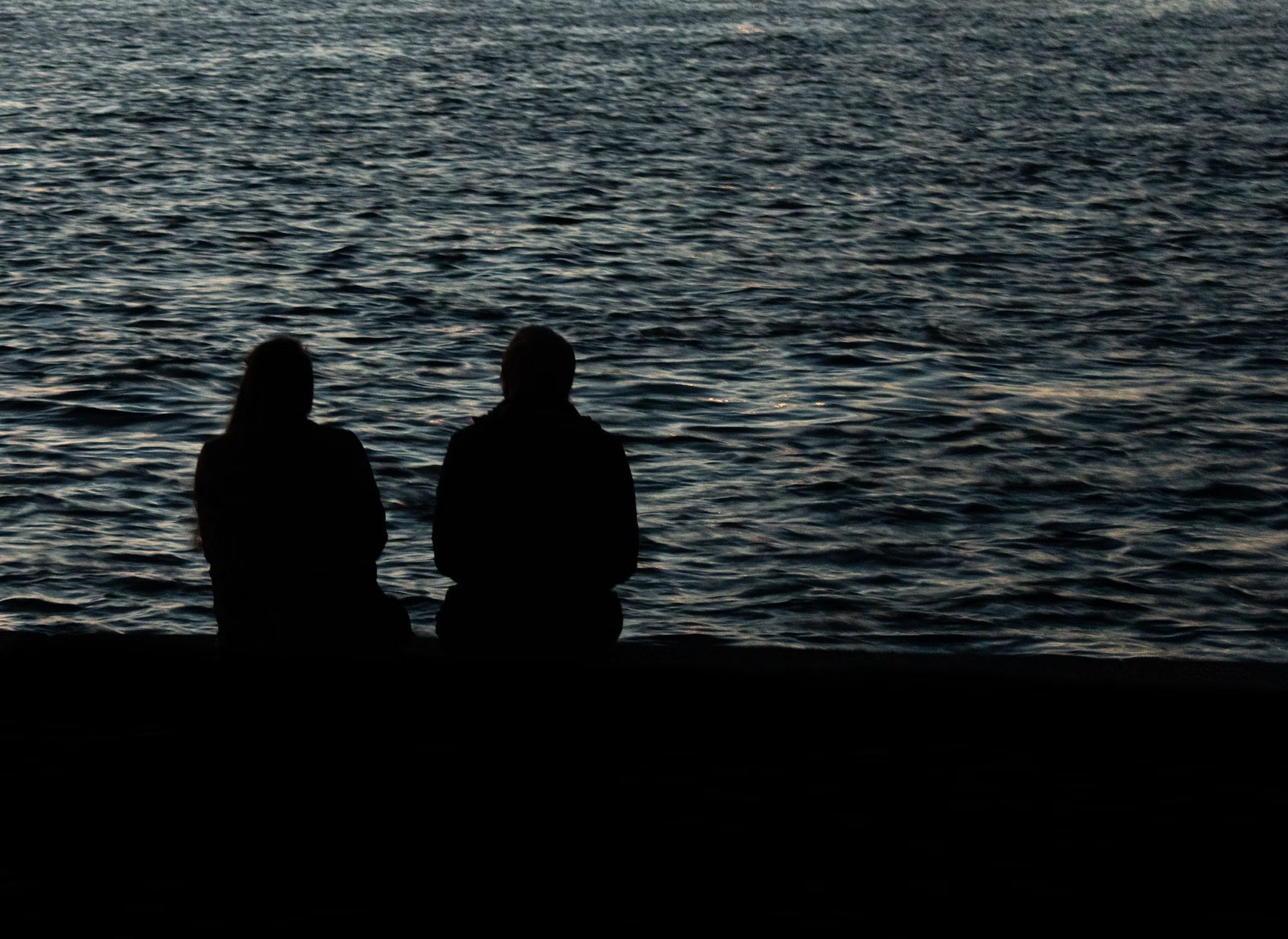 Прохладное утро и сдержанное тепло днем: прогноз погоды на 18 мая