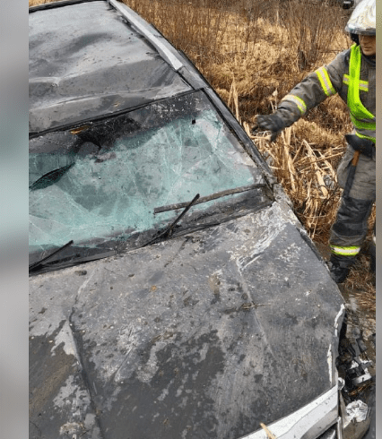 В Кондопоге легковушка перевернулась в кювет