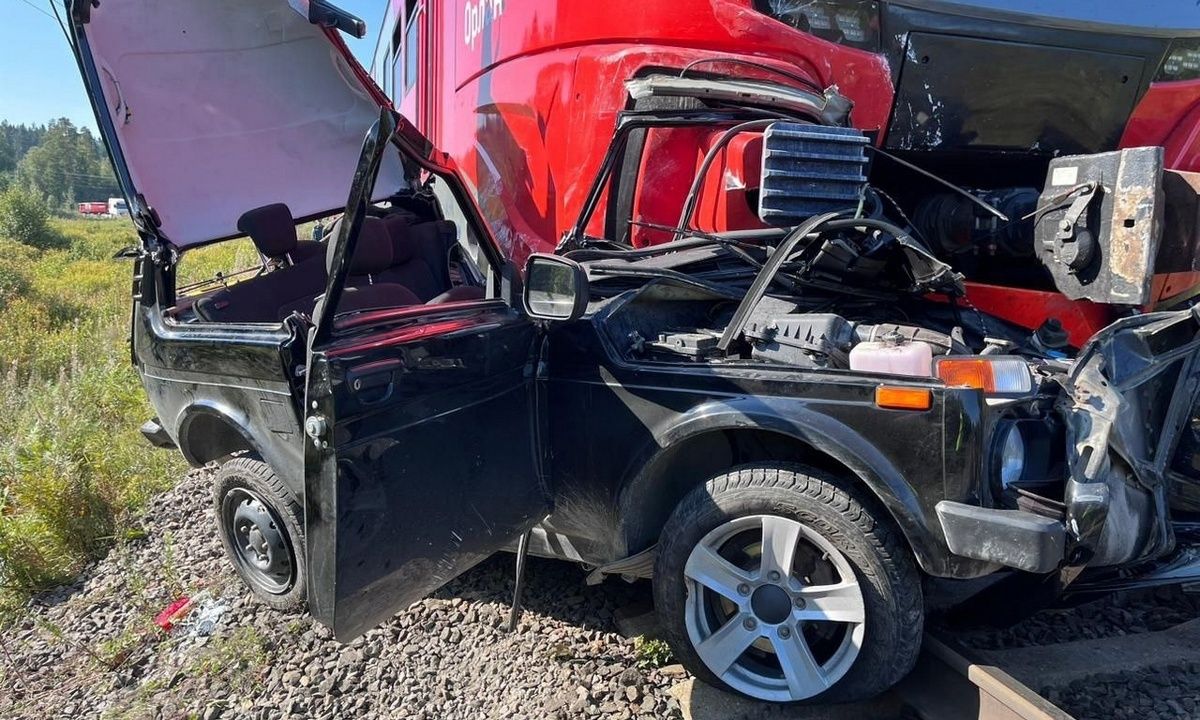 Железнодорожники проводят месячник «Внимание переезд!»