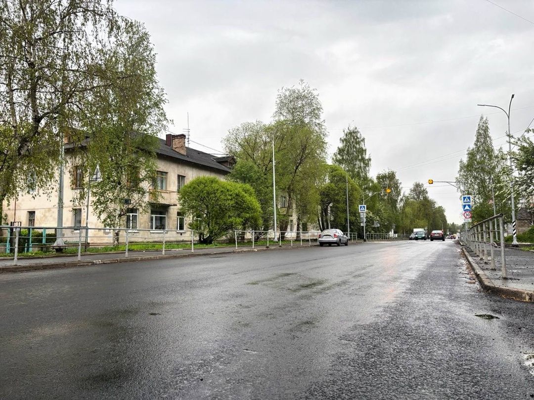 Новый асфальт уложили до улицы Мелентьевой в Петрозаводске