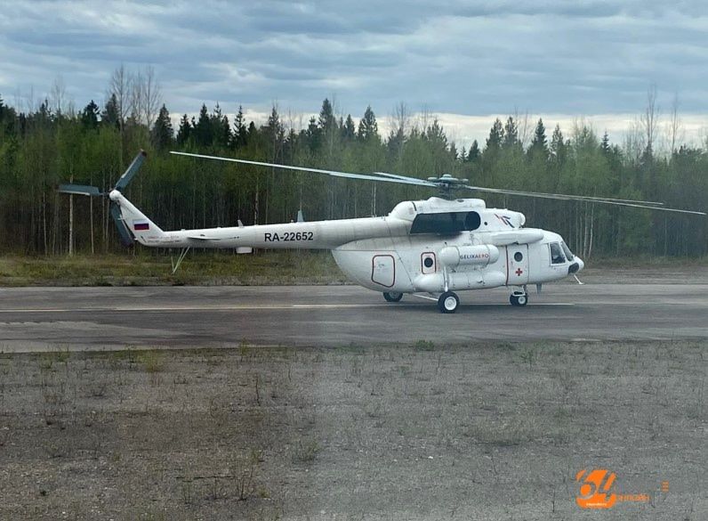 Вертолет спас жизнь пациента из Костомукши