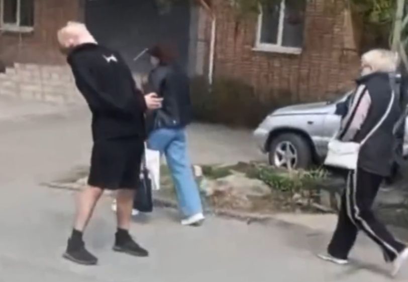 Жителей Голиковки в Петрозаводске предупредили о невменяемом мужчине