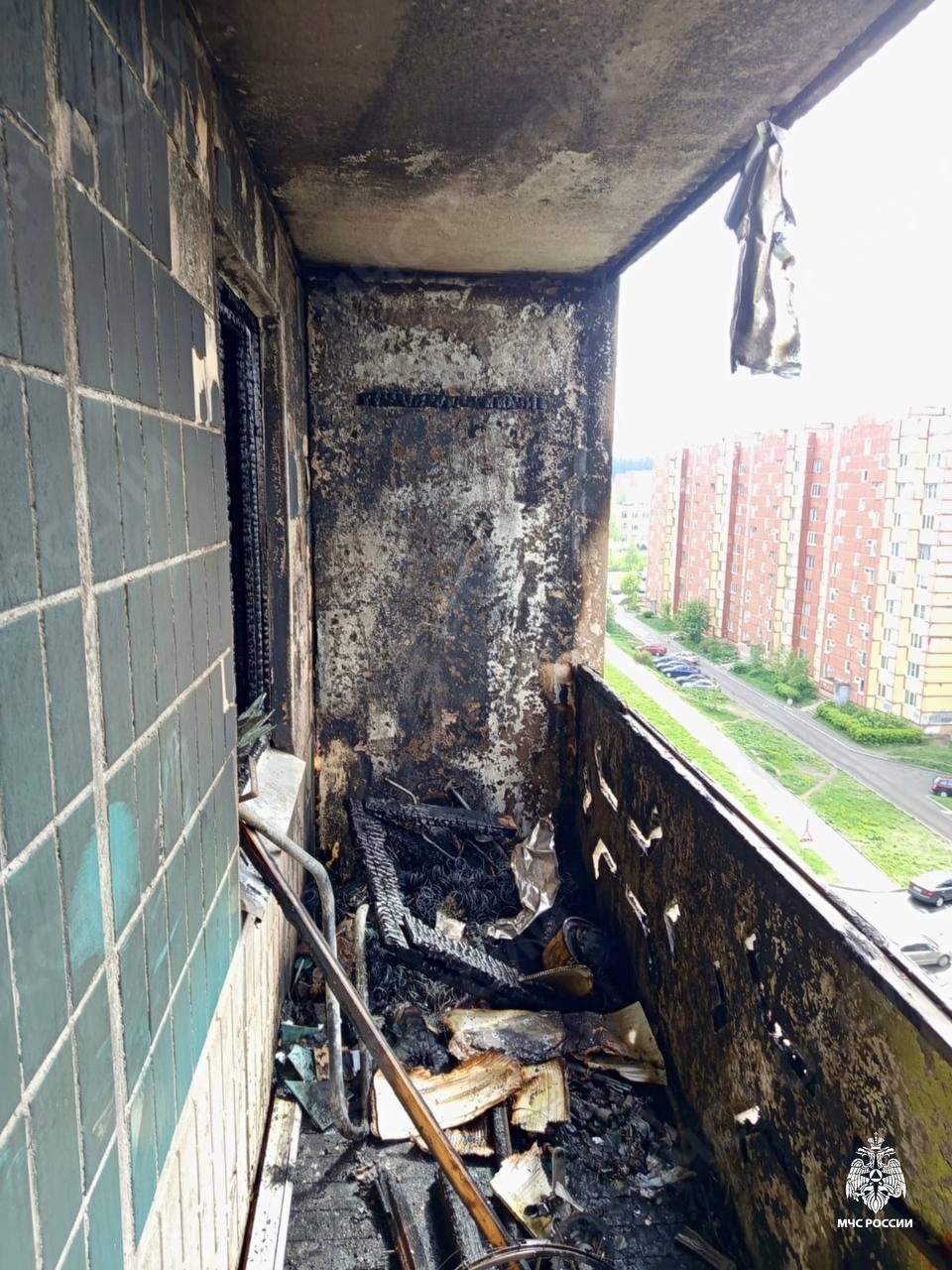 Окурок стал причиной пожара на большой высоте в Петрозаводске