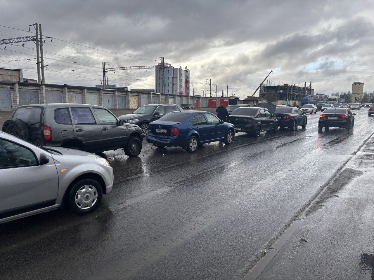 Групповая авария в центре Петрозаводска: пострадал маленький ребенок Групповая авария в центре Петрозаводска: пострадал маленький ребенок